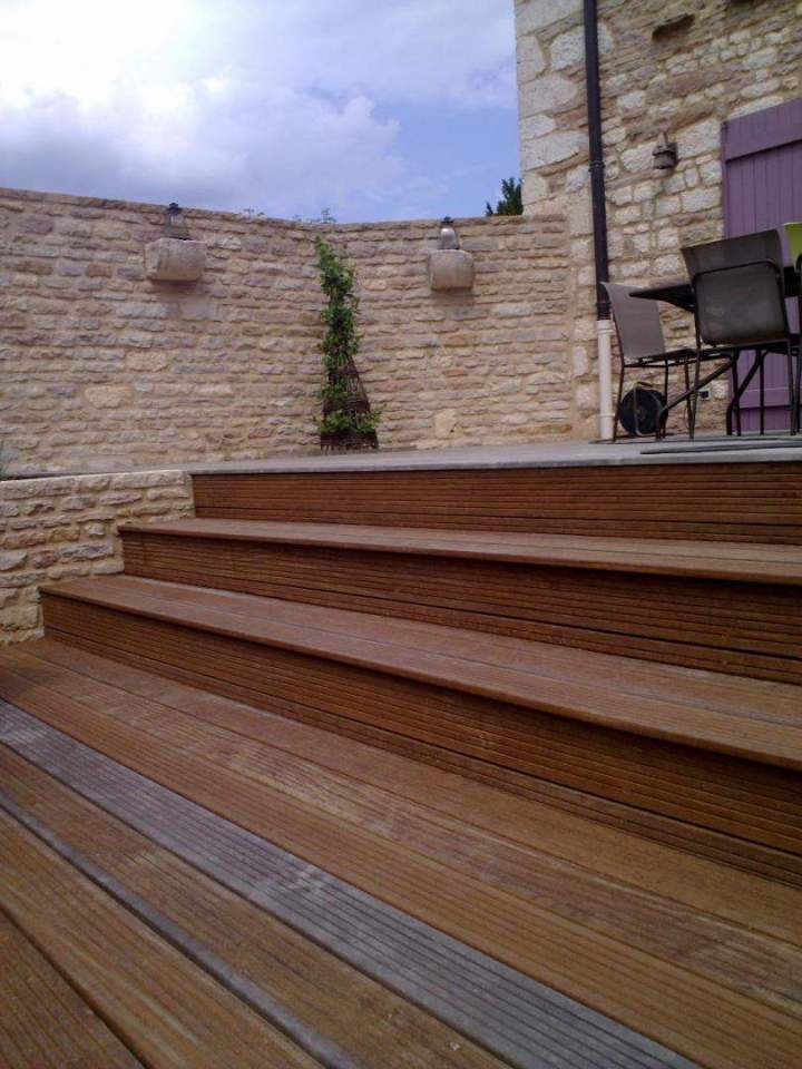 Escalier de terrasse en bois Mâcon