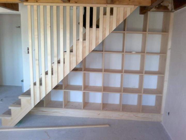 Escalier bois fonctionnel avec rangement intégré Mâcon